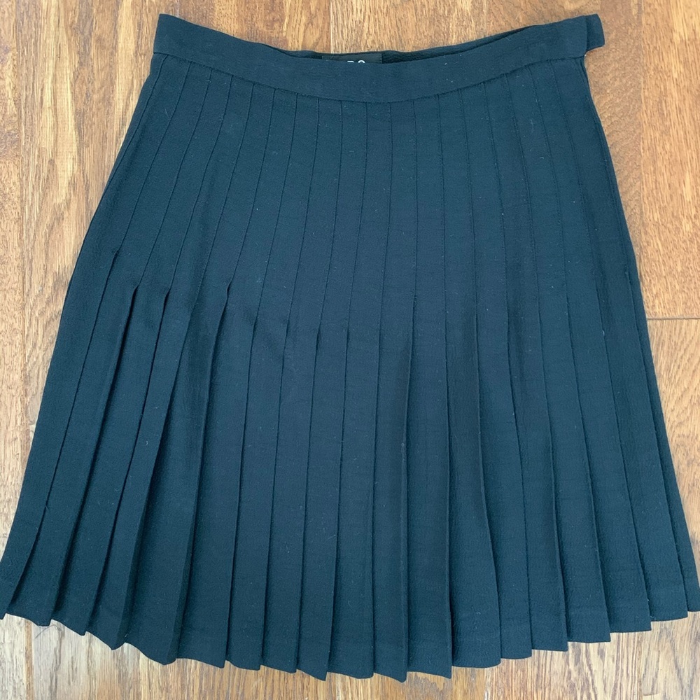 A.P.C. pleated skirt